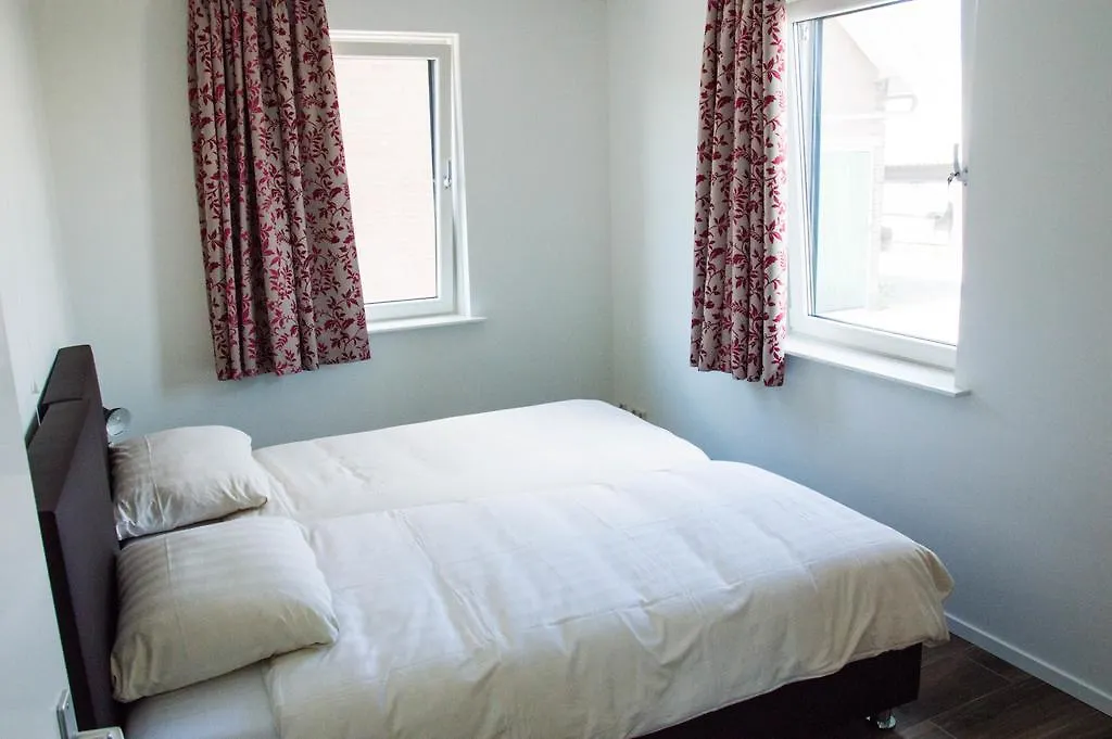 Cornelly Vakantiewoningen Amstelveen 0*,